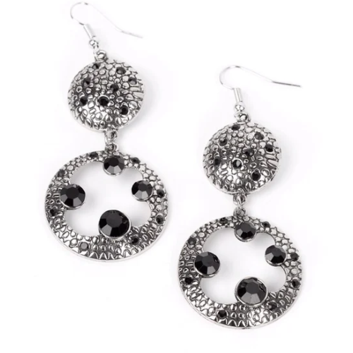 EASTERN ENTRADA BLACK EARRING