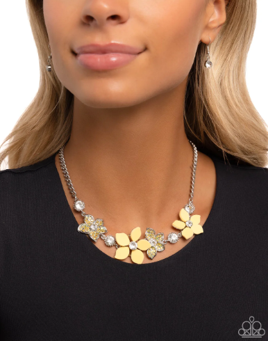 Bouquet Ballad Yellow Necklace