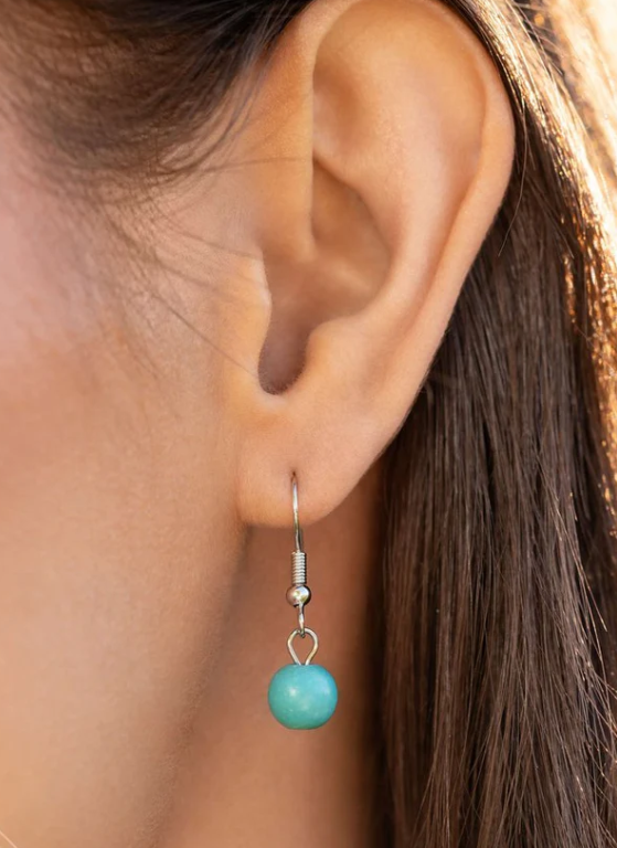 COWBOY COURTEOUS BLUE NECKLACE