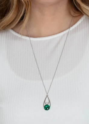 GALA GLEAM GREEN NECKLACE