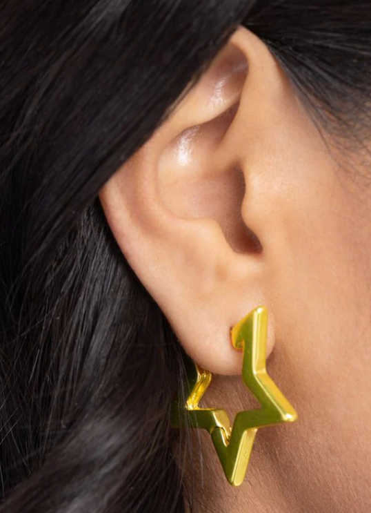 IN A GALAXY STAR STAR AWAY YELLOW HOOPS HINGE