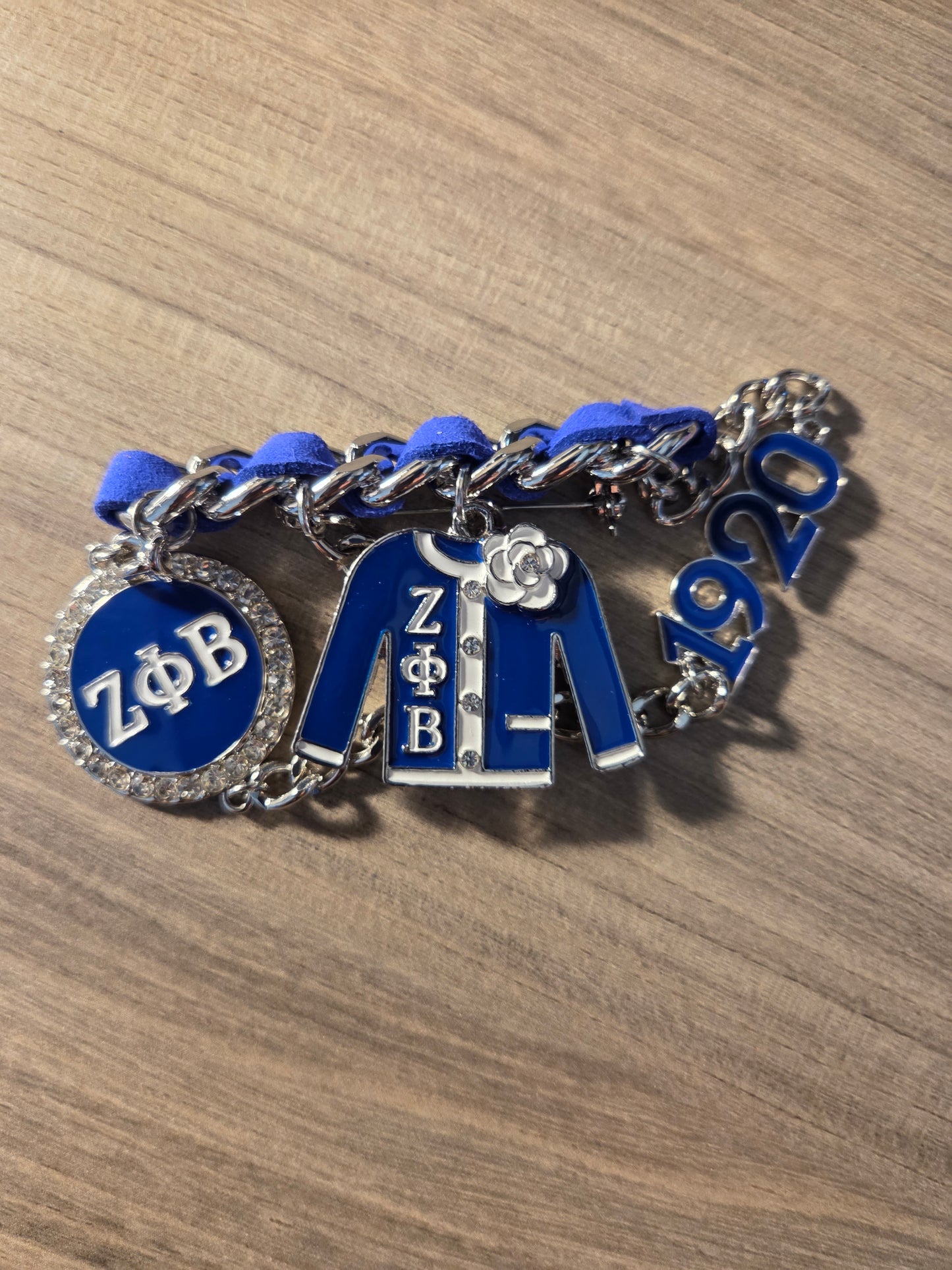 Zeta Phi Beta Sorority, Incorporated (ΖΦΒ) brooch