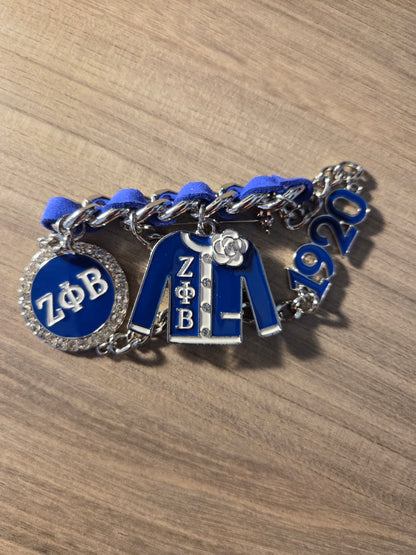 Zeta Phi Beta Sorority, Incorporated (ΖΦΒ) brooch