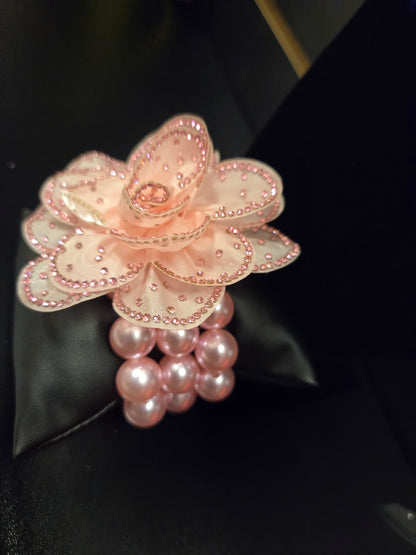 Blush Pink Floral Pearl Stretch Bracelet