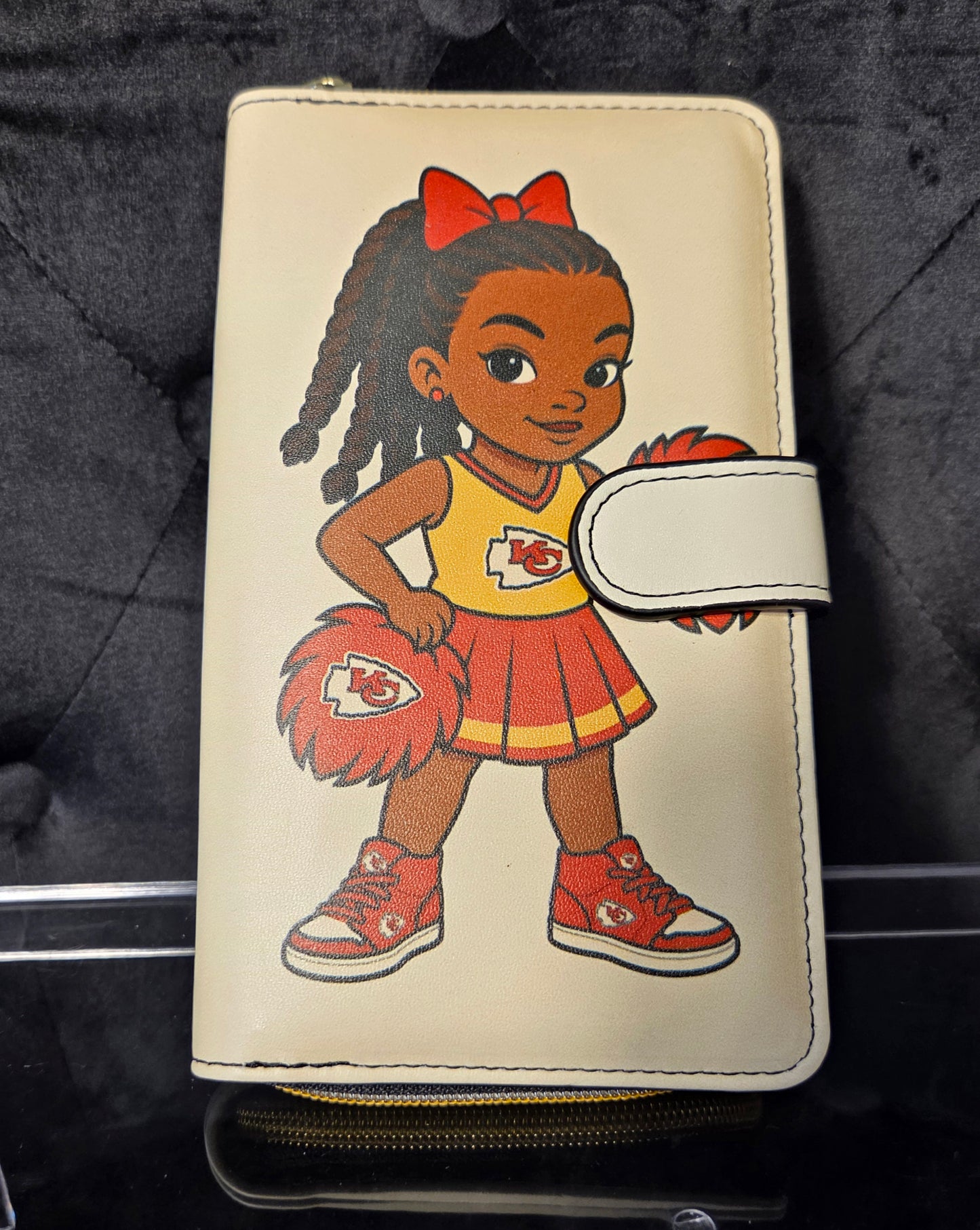 Kansas City Chiefs Cheerleader – 12 Card Wallet