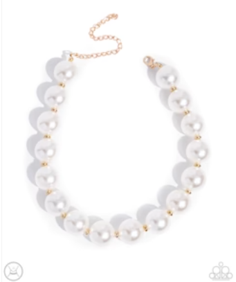 Pronounced Pearls Gold Necklace