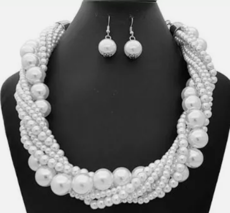 Twist Pearl Statement Collar Necklace