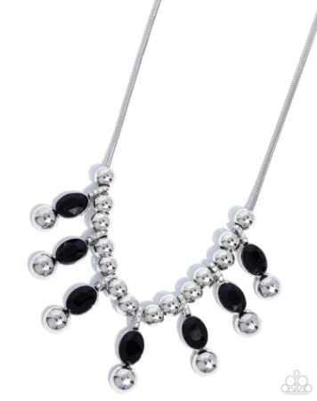 Just a Habit Black Necklace