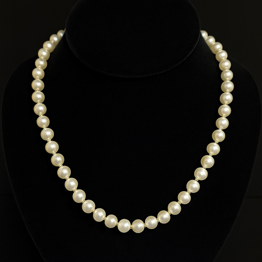 Classic Elegance White Single-Strand Pearl Necklace