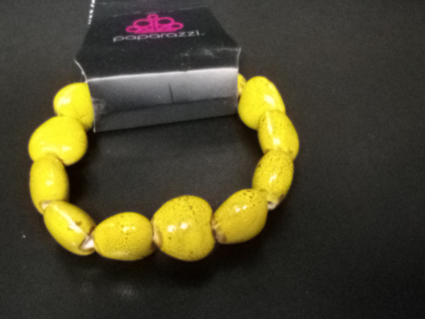Yellow stretchy bracelet