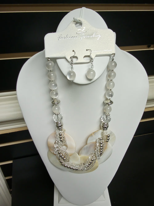 White Disc Beaded Necklace Set