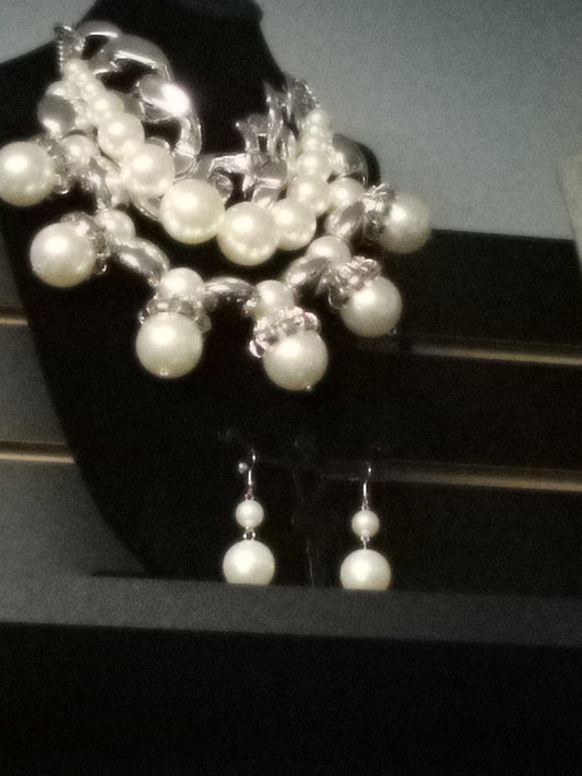 Silver Empress Necklace Set