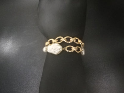 Fiercely 5th Avenue Gold Fashion Fix