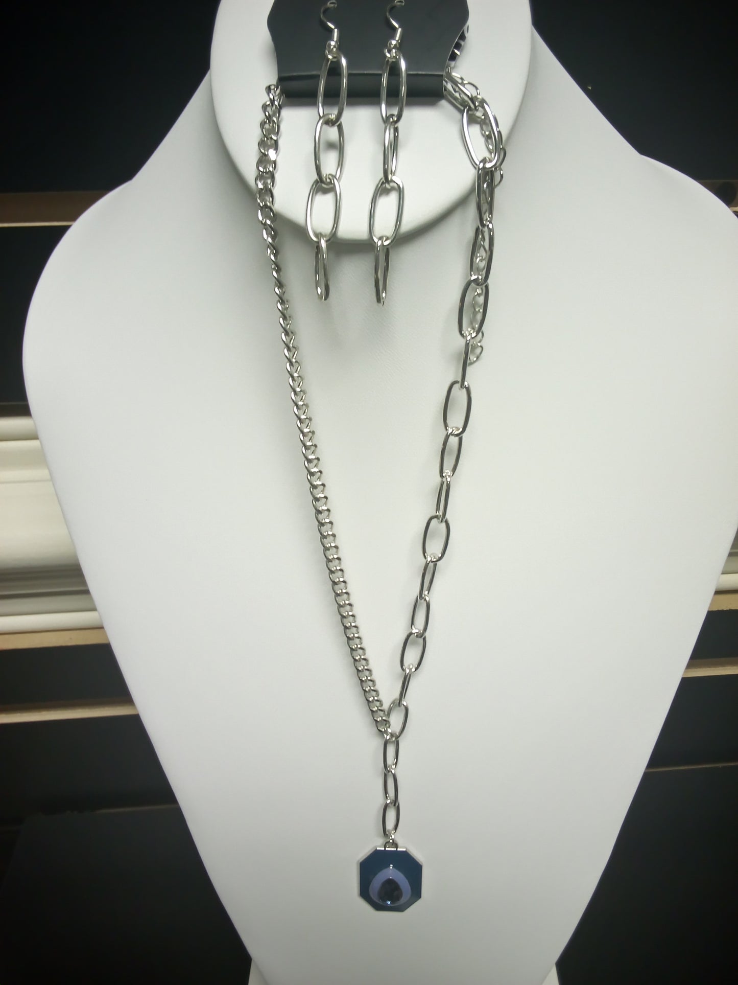 Hexagonal Hallmark - blue