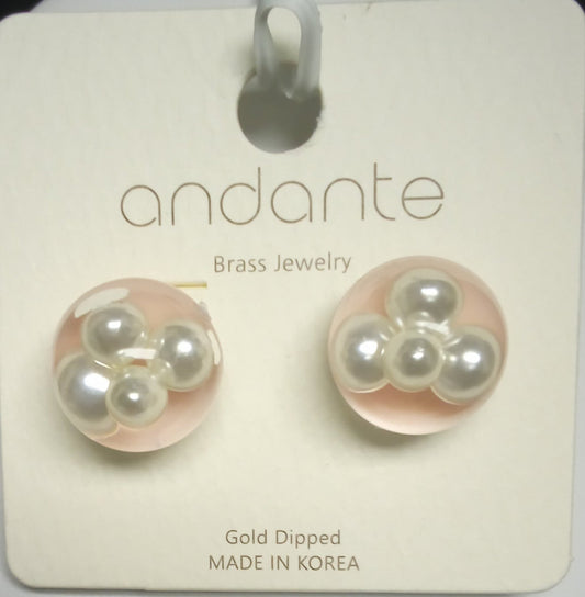 Blush Pearl Bloom Earring Studs