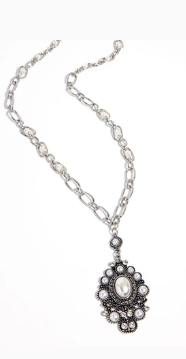 VINTAGE SELFIE WHITE NECKLACE
