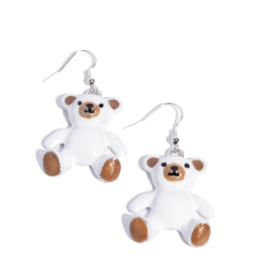TEDDY TRINKET WHITE EARRING
