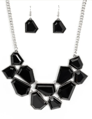 DOUBLE DEFACED BLACK NECKLACE