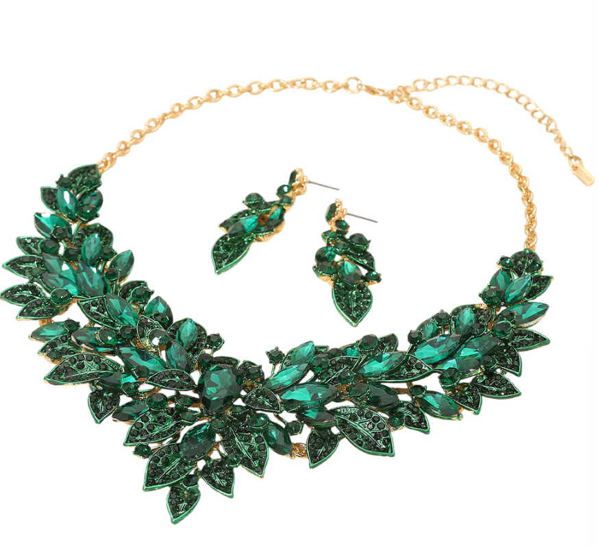 Green/Gold Marquise Glass Stone Cluster Embellished Statement Necklace