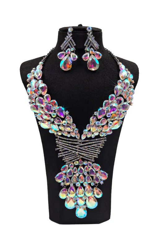 Pink Teardrop Crystal Gemstone Rhinestone Cluster Bib Necklace Set