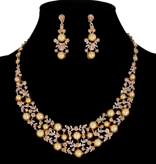 GOLD FLORAL NECKLACE SET GOLD STONES PEARLS