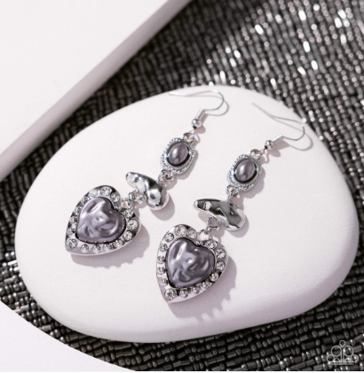 Feminine Feature Silver Earring