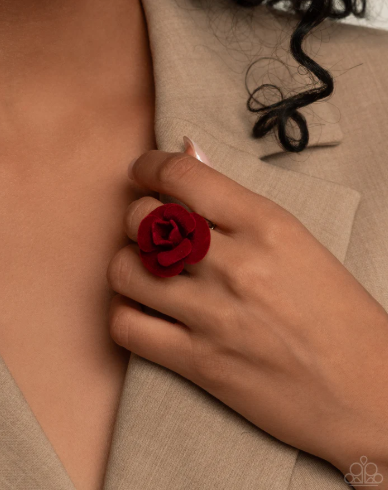 Relaxed Rosette Red Ring