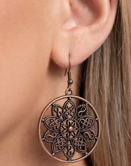 GARDEN ALLURE COOPER EARRING