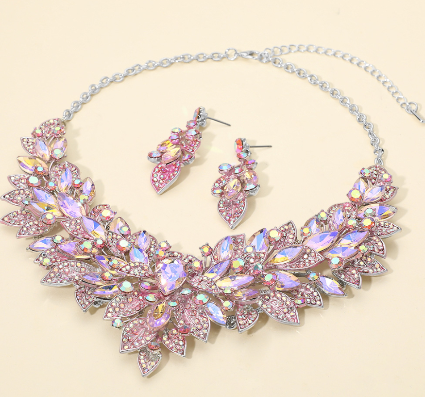 Pink/Silver Marquise Glass Stone Cluster Embellished Statement Necklace