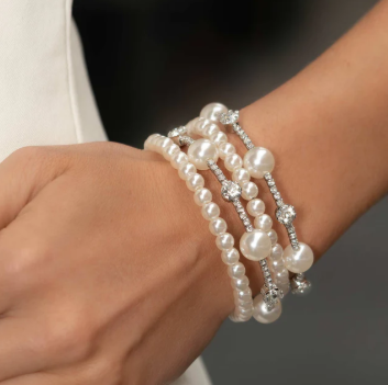 Adorably Amiable White Bracelet