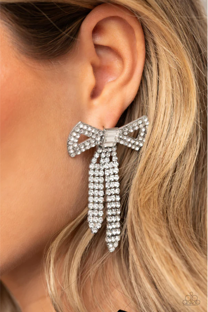 Just Bow With It White Earrings