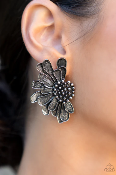 Farmstead Meadow Silver Earring