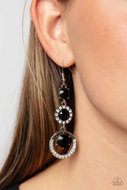 ENCHANTING EFFULGENCE BLACK EARRING