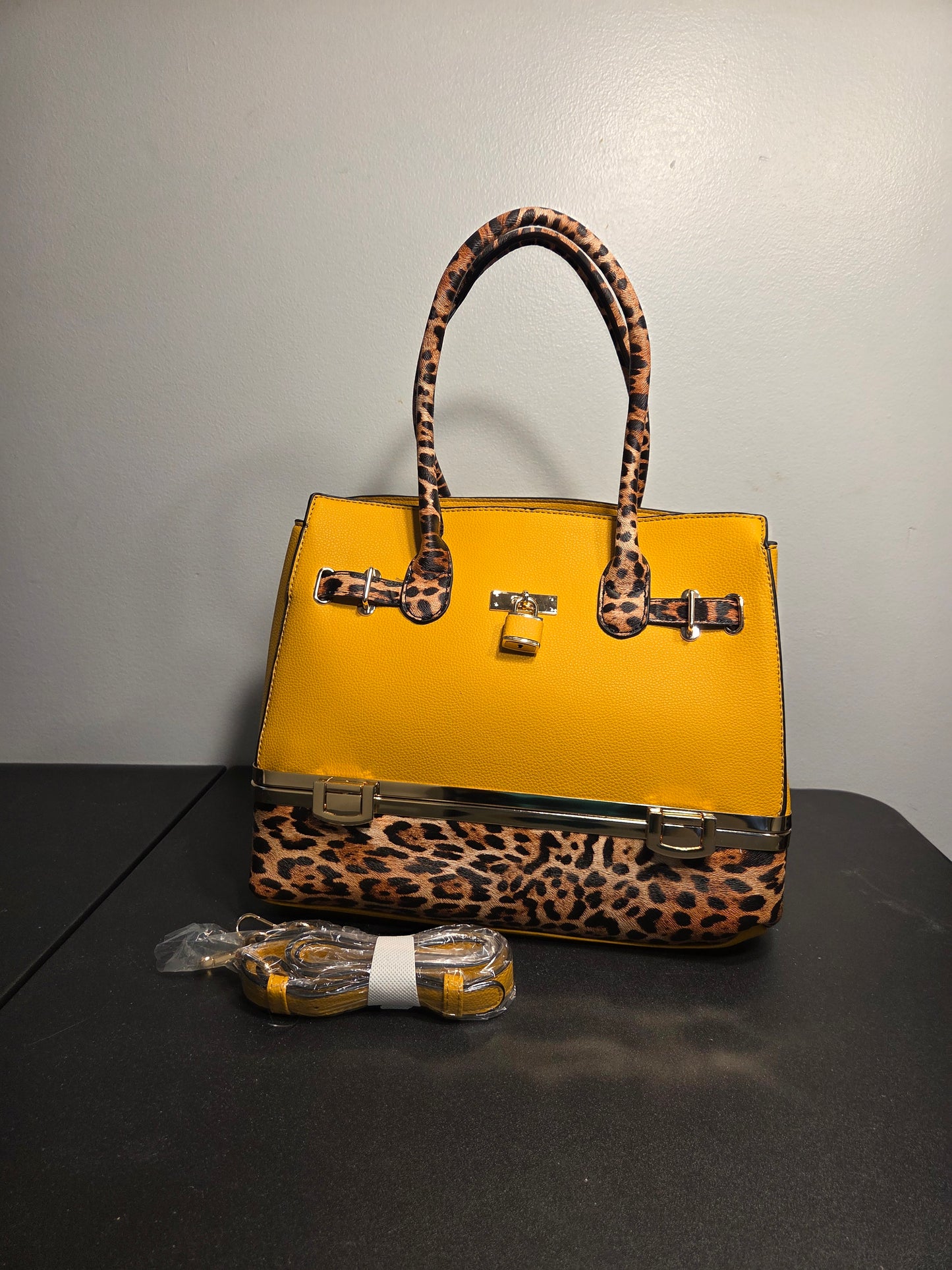 Glam Leopard Luxe Handbag Set